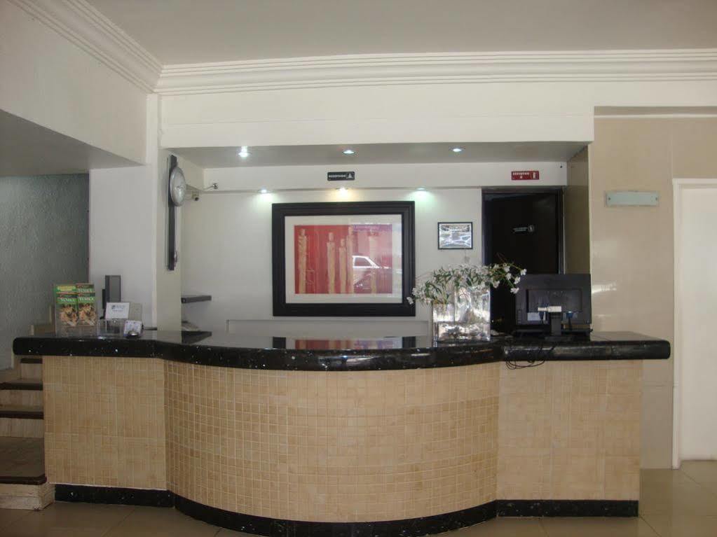 Choco'S Hotel Villahermosa Exteriör bild